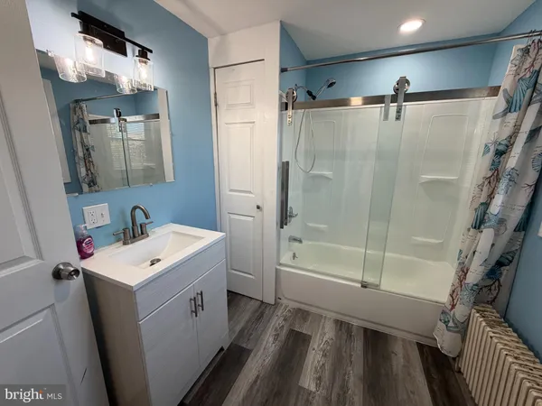 $1,800 | 69 Berlin Road, Unit B, Clementon, NJ 08021