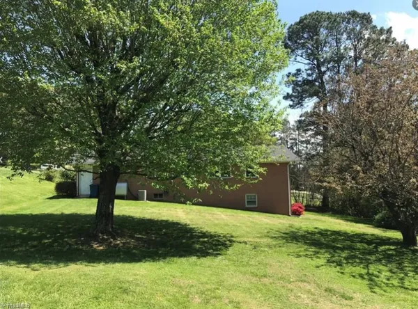 $157,500 | 2149 Margaret Drive, Mount Airy, NC 27030