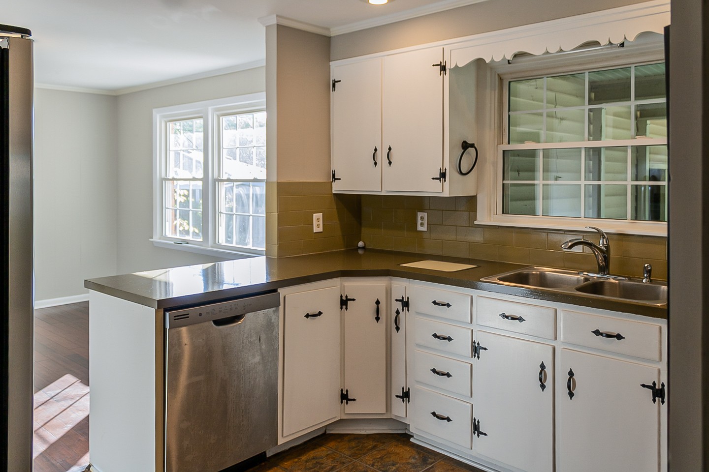217 Yorktown Road Clarksville, TN 37042 - Photo 11 of 37 Gallery Image 11