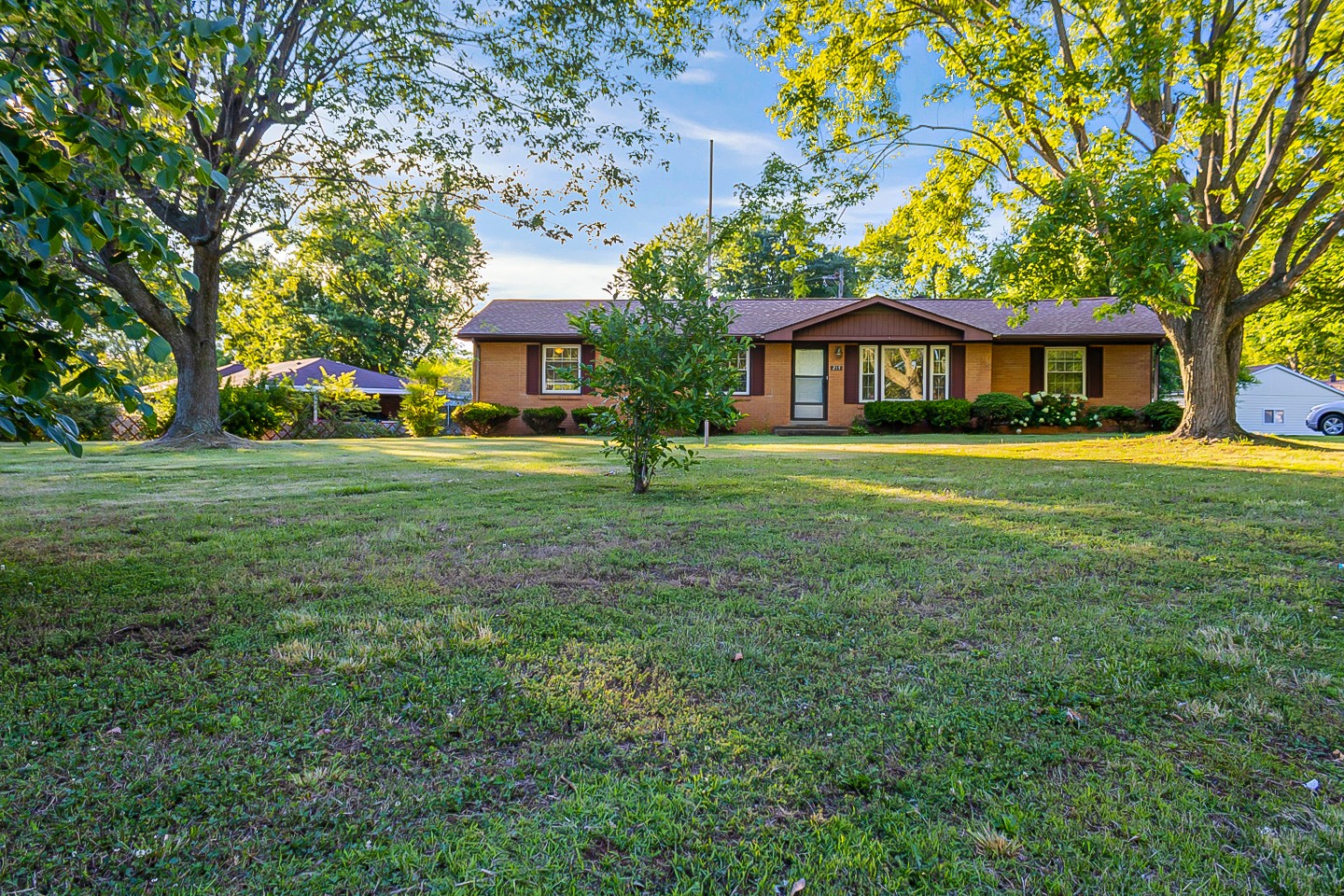 217 Yorktown Road Clarksville, TN 37042 - Photo 37 of 37 Gallery Image 37