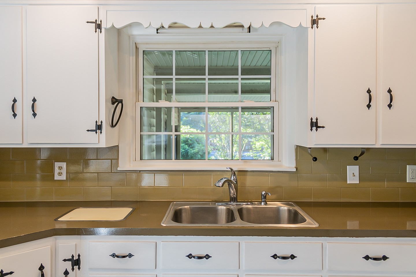 217 Yorktown Road Clarksville, TN 37042 - Photo 9 of 37 Gallery Image 9