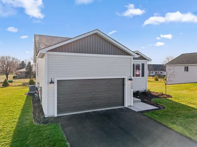 $424,900 | 1356 Wisteria Lane, New Richmond, WI 54017