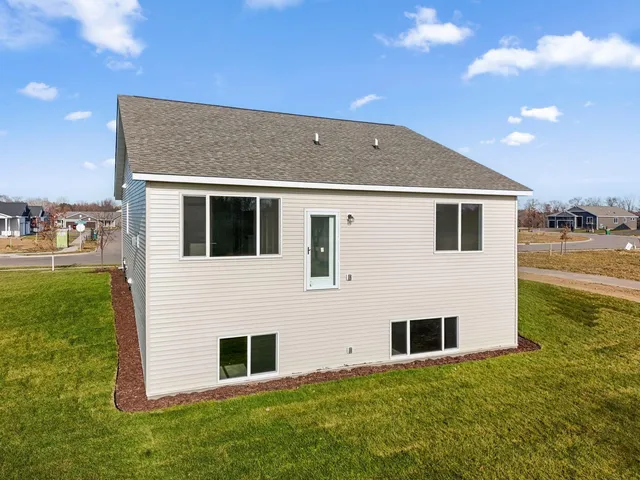 $424,900 | 1356 Wisteria Lane, New Richmond, WI 54017