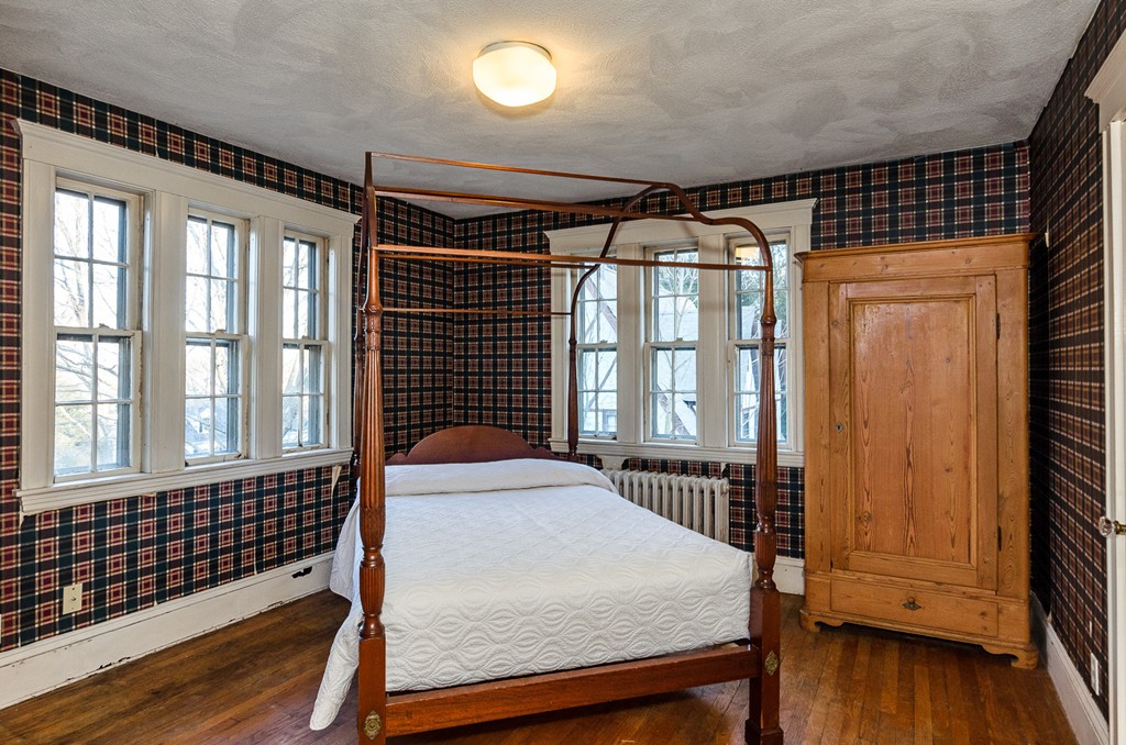 6 Cedarwood Road Boston, MA 02130 - Photo 10 of 19 Gallery Image 10