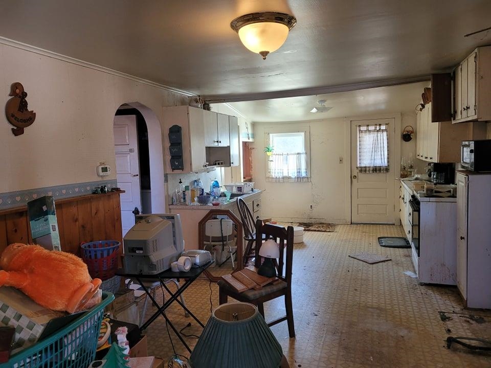 981 North 29 Road Cadillac, MI 49601 - Photo 5 of 10 1895768-4.JPG