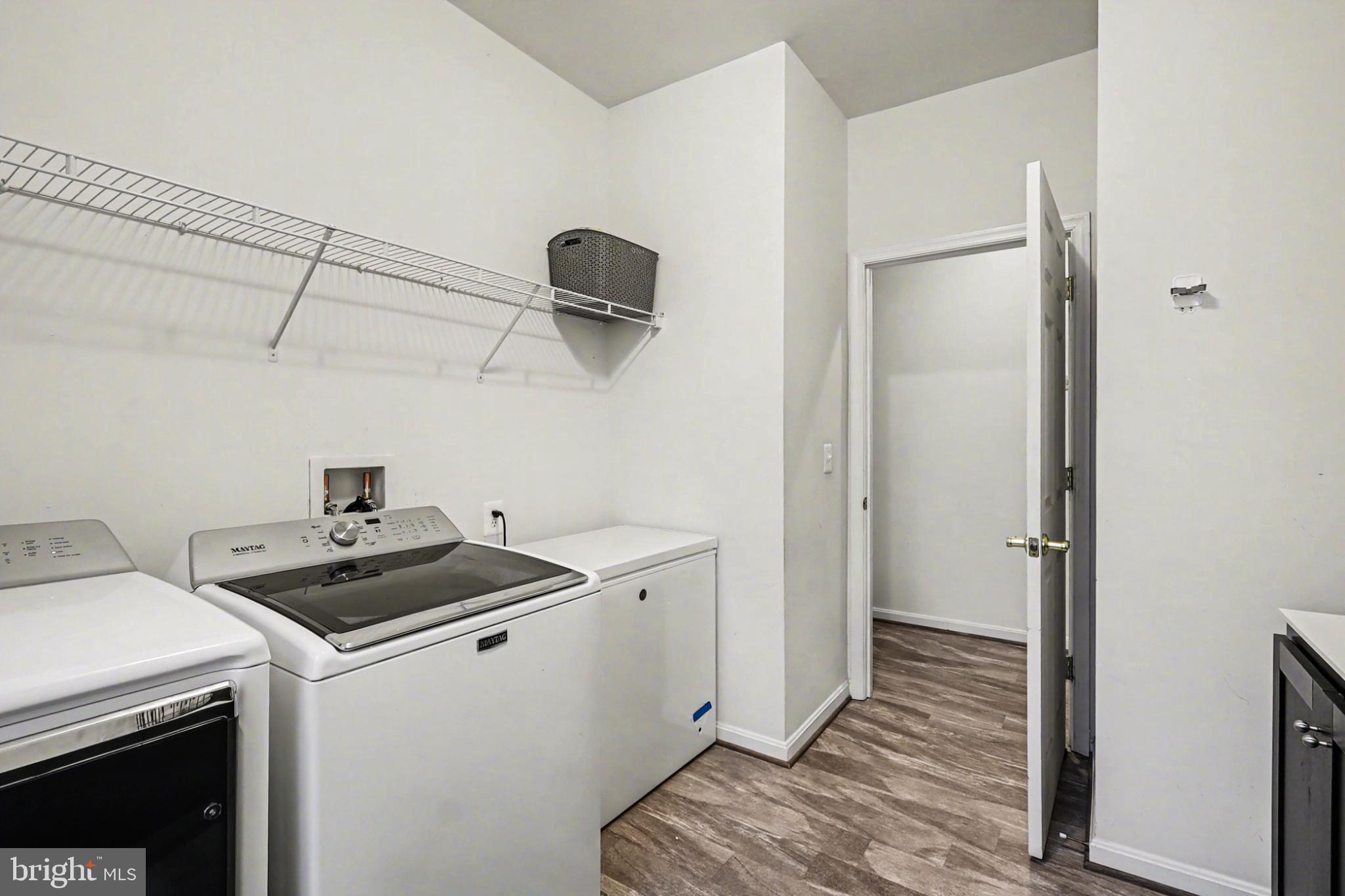 19201 Buna Street Triangle, VA 22172 - Photo 30 of 69 Bright and functional laundry space.