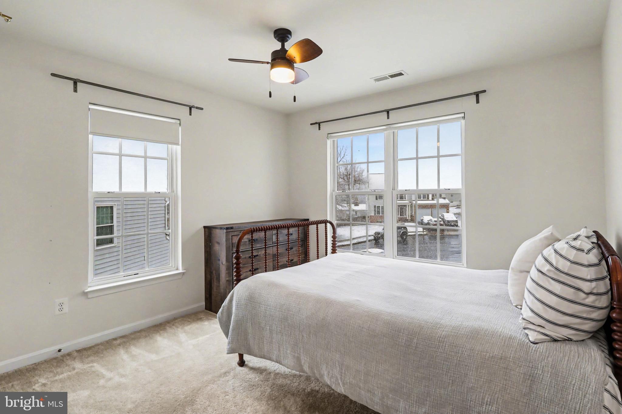 19201 Buna Street Triangle, VA 22172 - Photo 44 of 69 Bright and airy bedroom with scenic views.