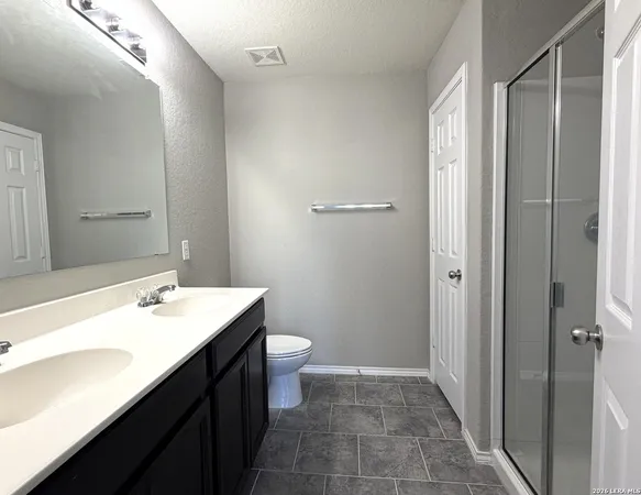 $1,800 | 11845 Silver Chase, San Antonio, TX 78254