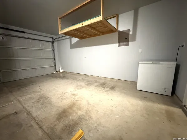 $1,800 | 11845 Silver Chase, San Antonio, TX 78254