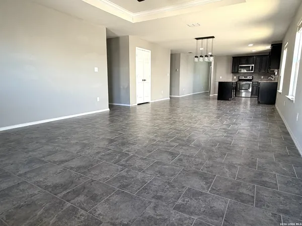 $1,800 | 11845 Silver Chase, San Antonio, TX 78254