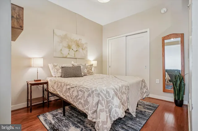 $275,000 | 1320 Fenwick Lane, Unit 711, Silver Spring, MD 20910