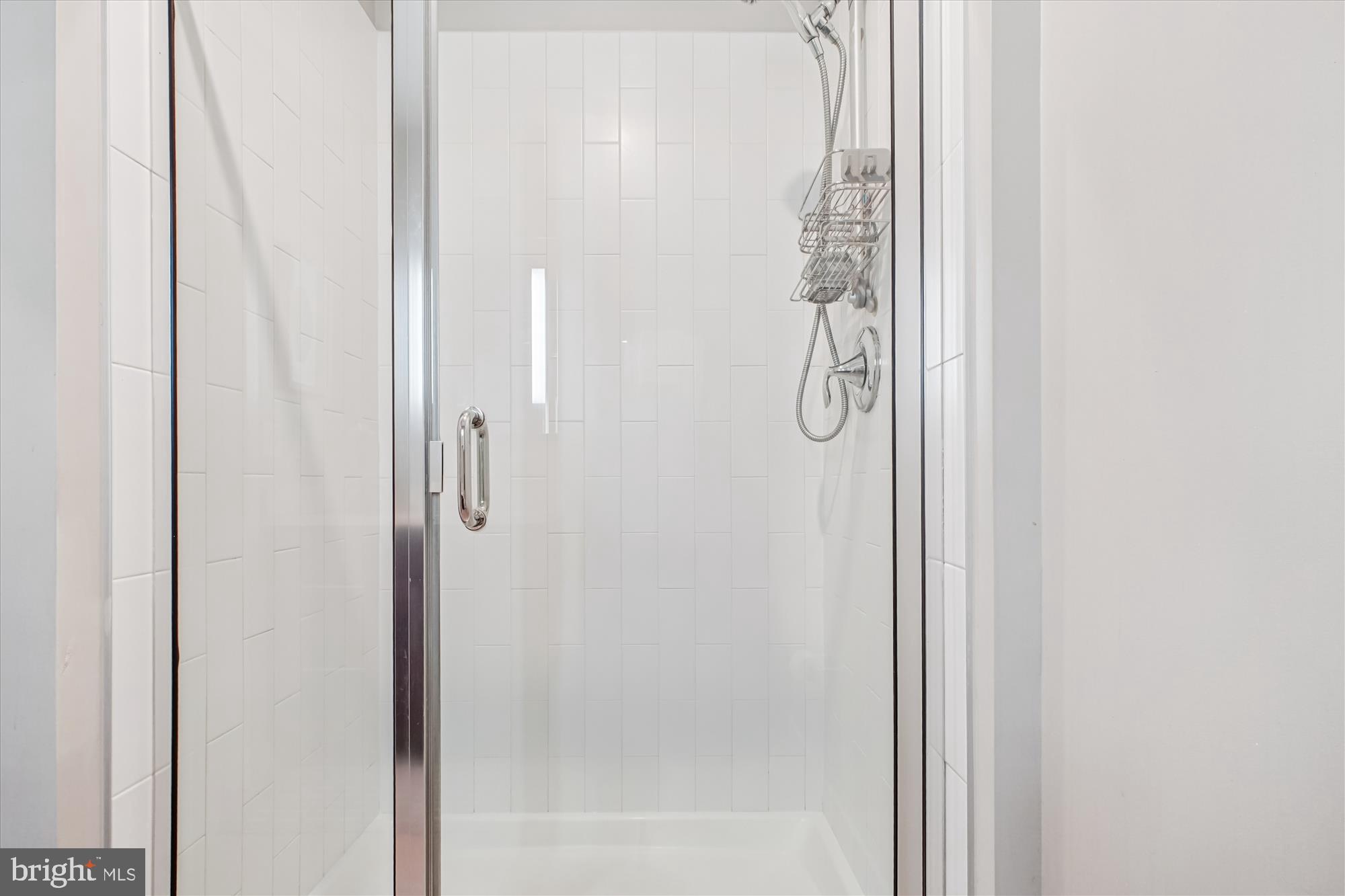 1320 Fenwick Lane, Unit 711 Silver Spring, MD 20910 - Photo 25 of 53 Full Bath Shower