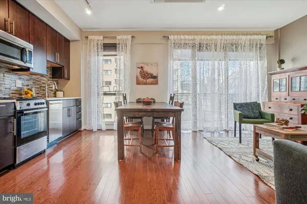 $275,000 | 1320 Fenwick Lane, Unit 711, Silver Spring, MD 20910