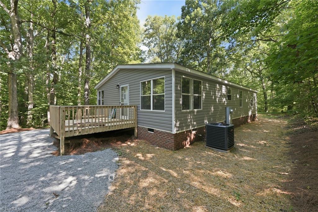 6041 Burlington Road Gibsonville, NC 27249 - Photo 4 of 29