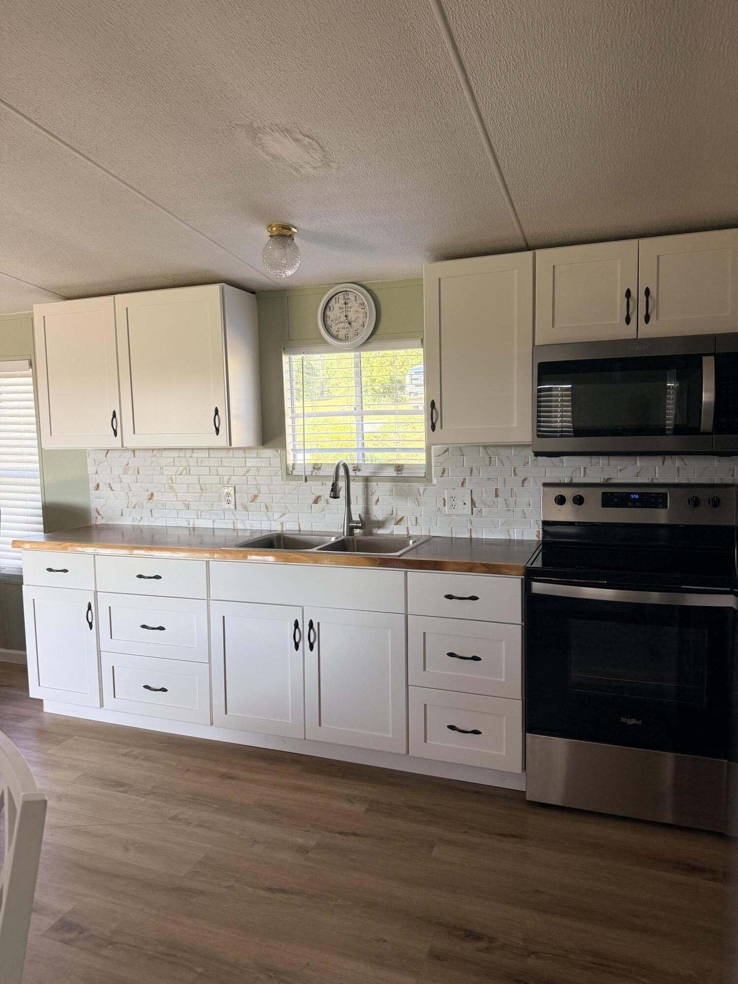 4981 Porter Pond Road Chipley, FL 32428 - Photo 14 of 38 Kitchen