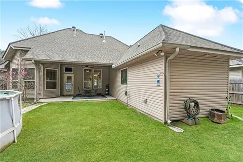 $305,000 | 579 Bateleur Way, Covington, LA 70435