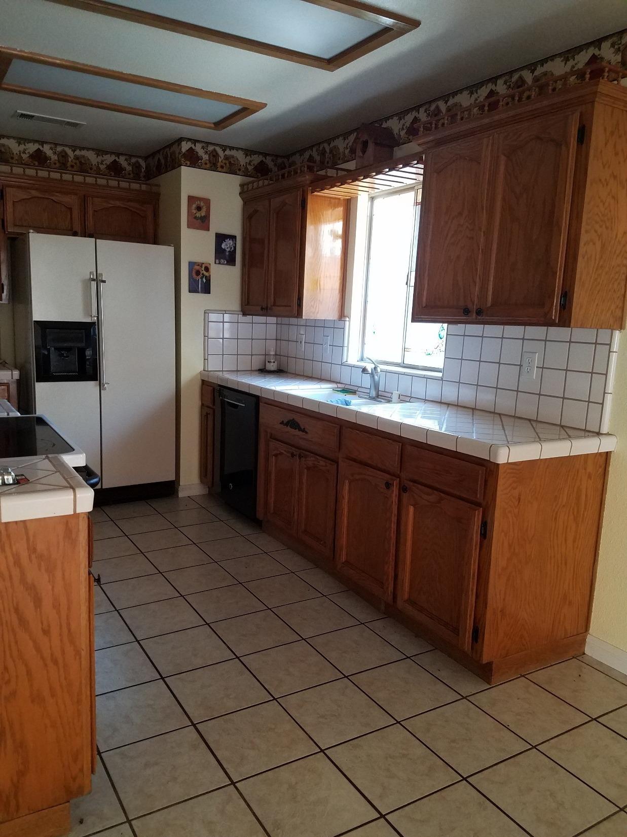 1523 Orchard Lane Reedley, CA 93654 - Photo 12 of 31 Gallery Image 12
