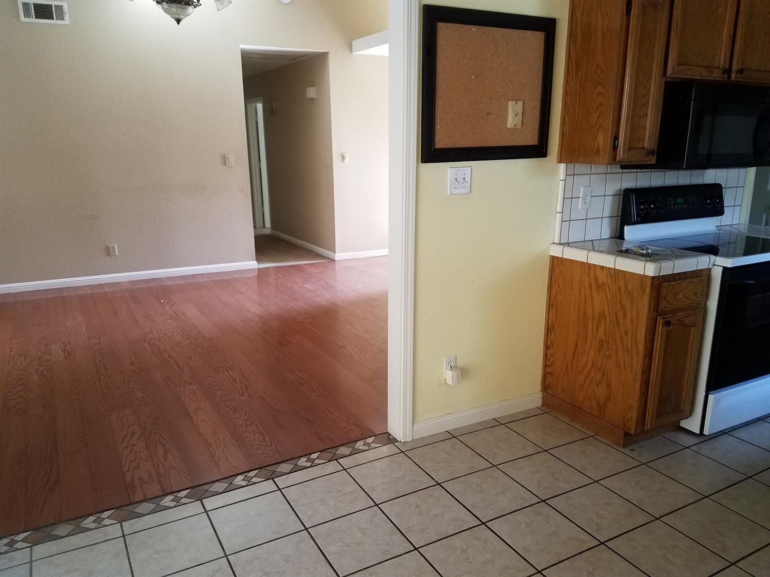 1523 Orchard Lane Reedley, CA 93654 - Photo 17 of 31 Gallery Image 17
