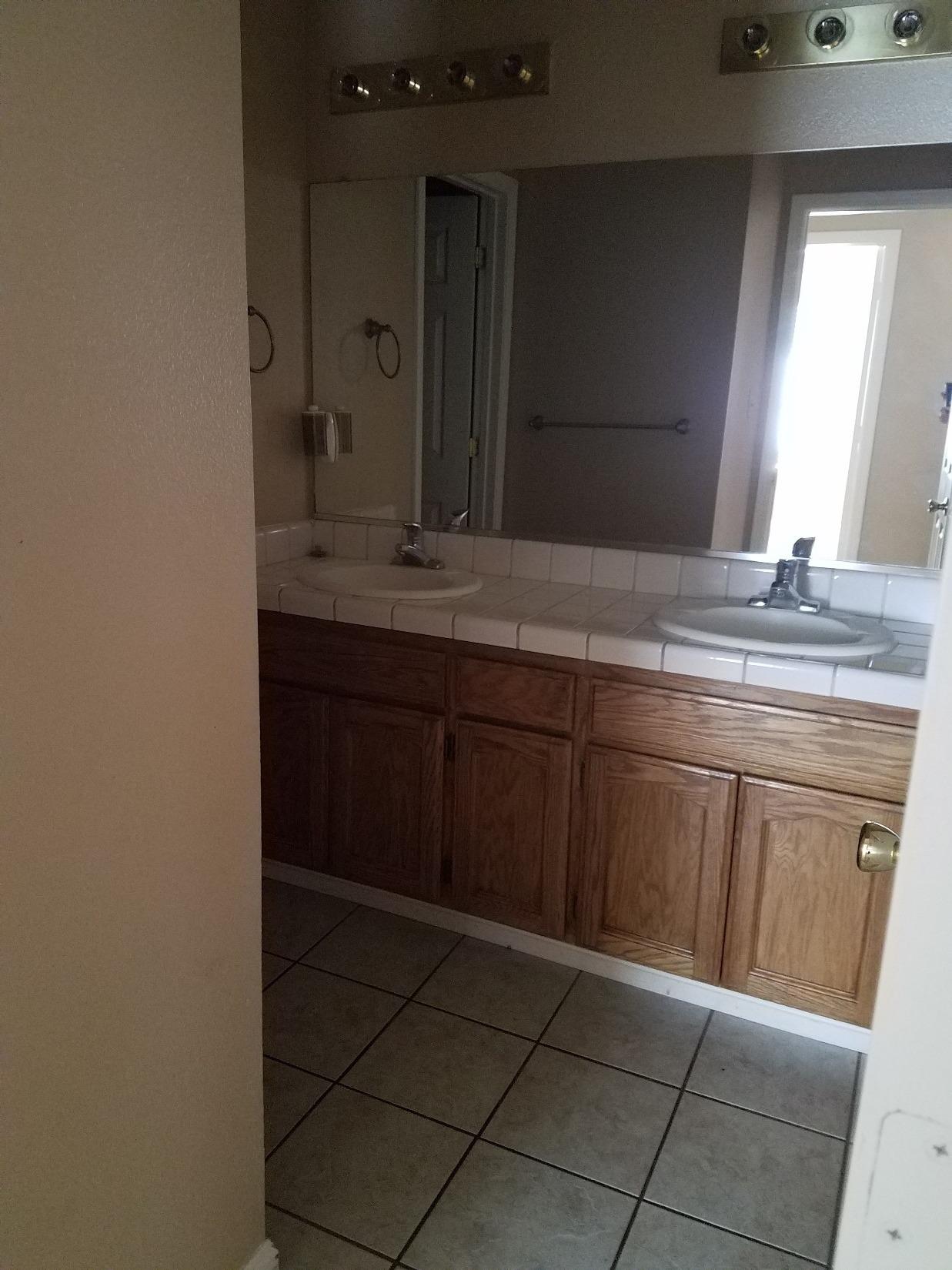 1523 Orchard Lane Reedley, CA 93654 - Photo 21 of 31 Gallery Image 21