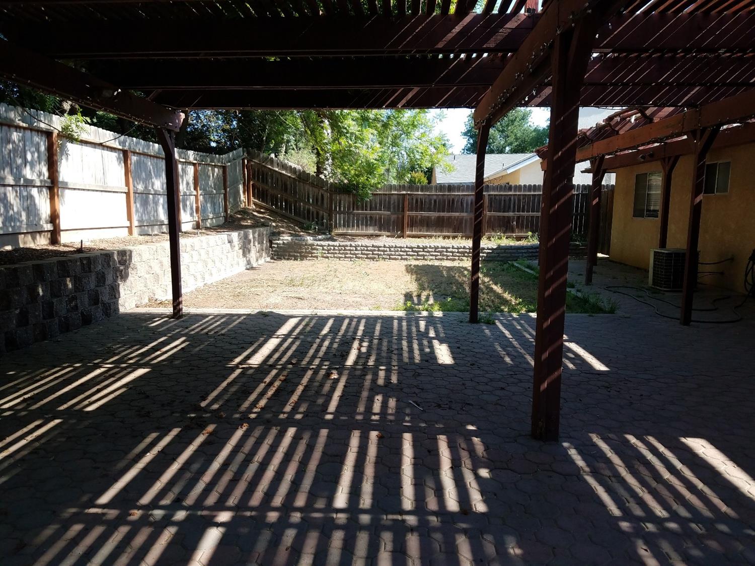 1523 Orchard Lane Reedley, CA 93654 - Photo 28 of 31 Gallery Image 28