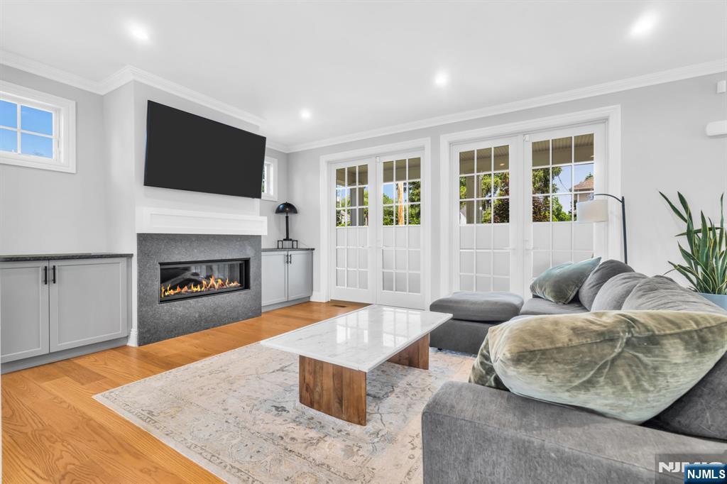 16 Storms Avenue Park Ridge, NJ 07656 - Photo 13 of 47 Gallery Image 13