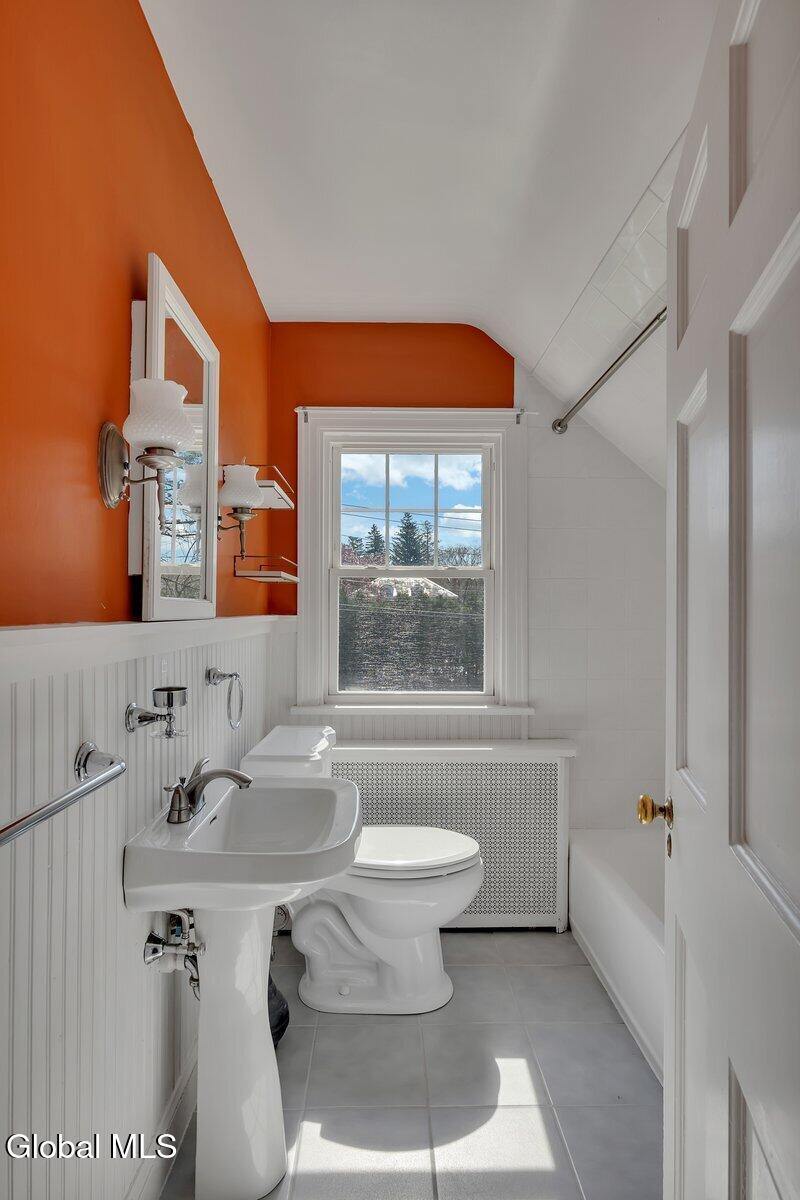 7 Tudor Road Albany, NY 12203 - Photo 37 of 52 P1828147