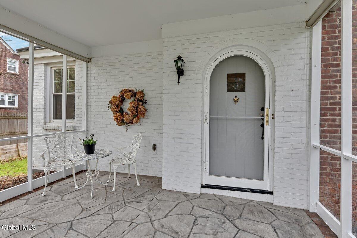 7 Tudor Road Albany, NY 12203 - Photo 4 of 52 P1827952