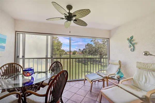 $215,000 | 4706 Sand Trap St Circle, Unit 202, Bradenton, FL 34203