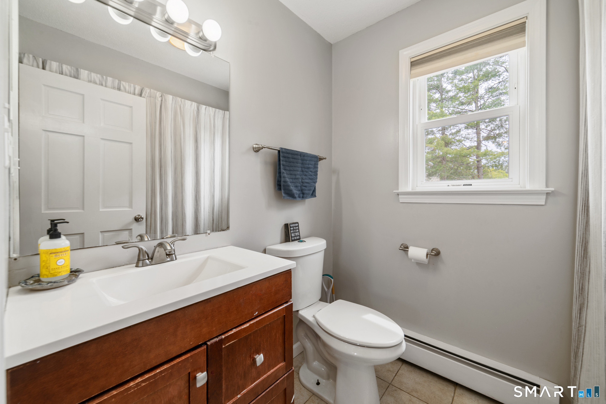 6 Treble Road Bristol, CT 06010 - Photo 22 of 40
