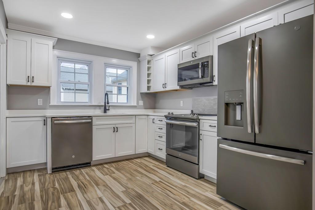 2 Rosegate Road Needham, MA 02494 - Photo 6 of 19