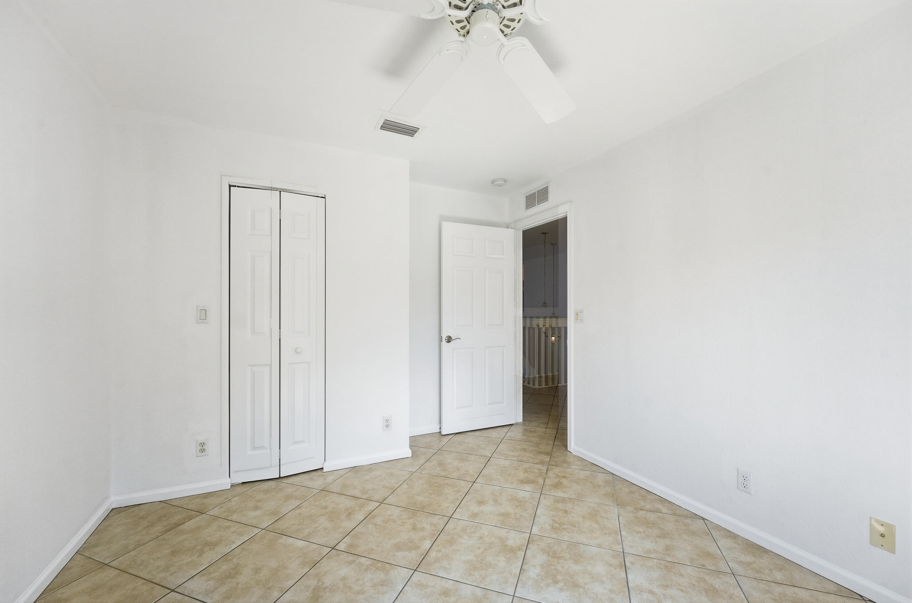 1275 Rose Gate Boulevard Riviera Beach, FL 33404 - Photo 29 of 45 29_dsc03459