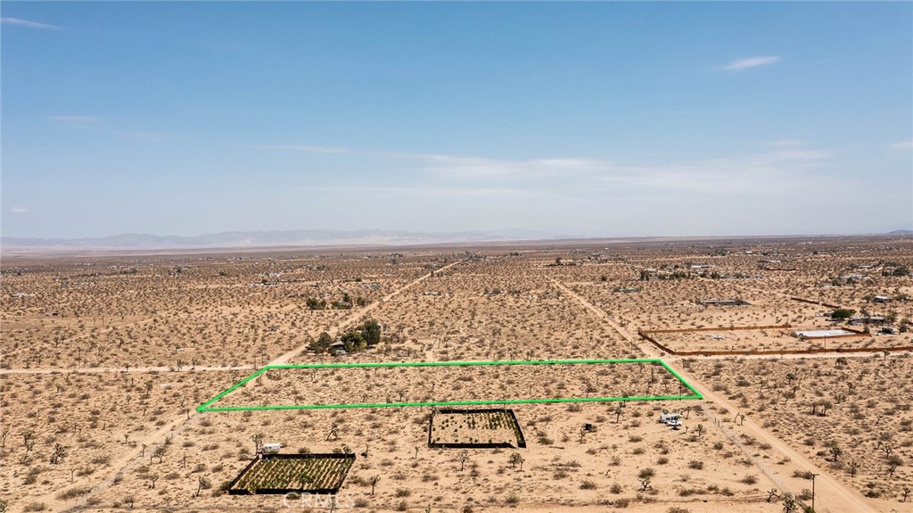 1448 Columbus Road Landers, CA 92285 - Photo 13 of 18 wooden view of city and ocean