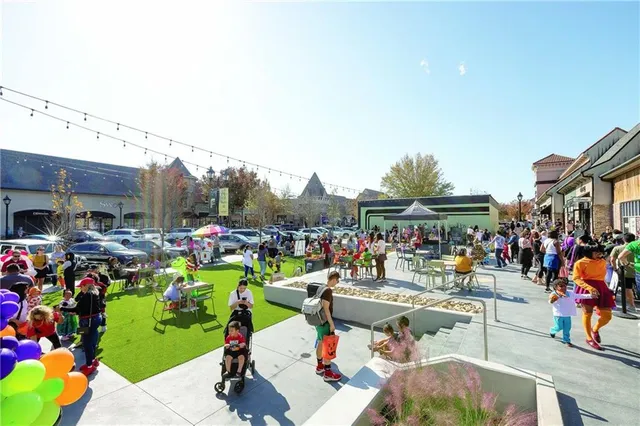 $699,900 | 3680 Highcroft Circle Northwest, Peachtree Corners, GA 30092