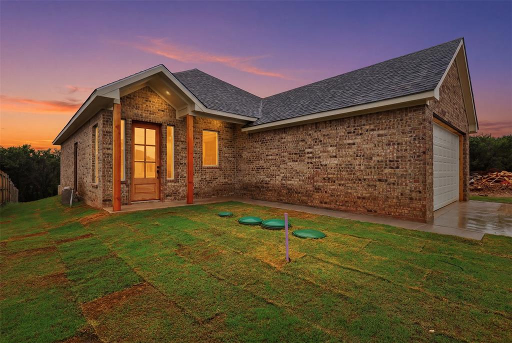 1413 Ridgeview Circle Granbury, TX 76048 - Photo 2 of 35
