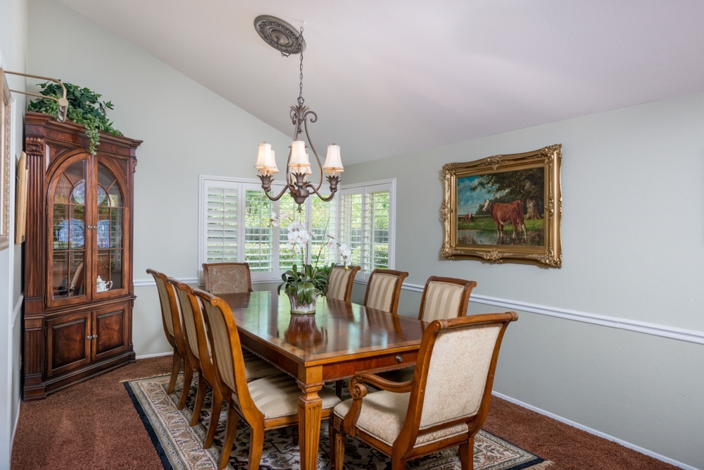 13851 Country Creek Road Poway, CA 92064 - Photo 6 of 18 Gallery Image 6