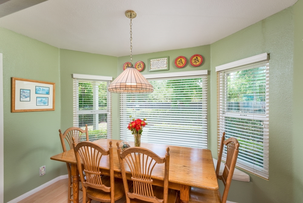 13851 Country Creek Road Poway, CA 92064 - Photo 10 of 18 Gallery Image 10