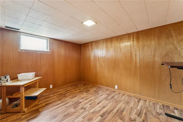 $269,900 | 3225 Northeast 47th Street, Kansas City, MO 64117