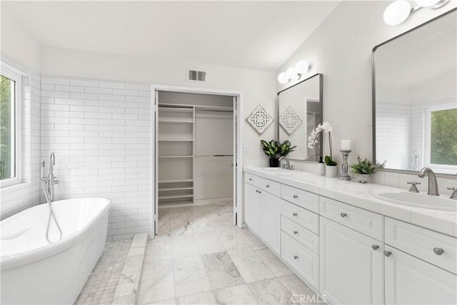 $1,865,000 | 7971 Paseo Aliso, Carlsbad, CA 92009