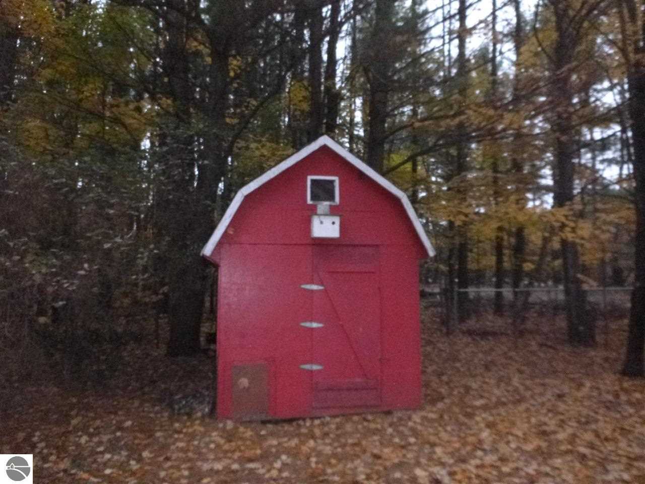 2234 East Duck Lake Road Grawn, MI 49637 - Photo 20 of 28 1777950-19.JPG