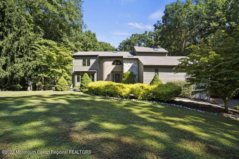 21 Maxim Road Howell, NJ 07731 - Photo 5 of 59 42 (Custom)