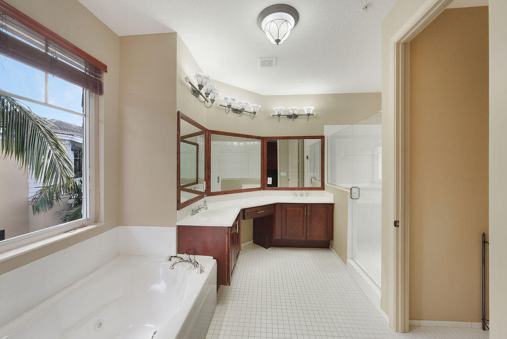 3625 Northwest 5th Terrace Boca Raton, FL 33431 - Photo 15 of 25 AIP_1097
