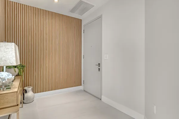 $3,200,000 | 3100 North Ocean Drive, Unit H1703, Riviera Beach, FL 33404