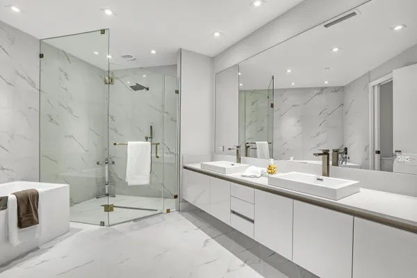 $3,200,000 | 3100 North Ocean Drive, Unit H1703, Riviera Beach, FL 33404