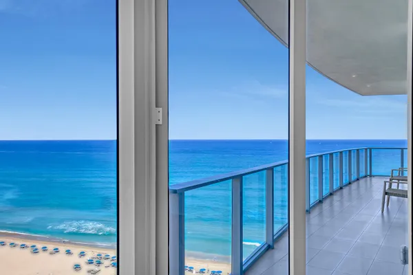 $3,200,000 | 3100 North Ocean Drive, Unit H1703, Riviera Beach, FL 33404