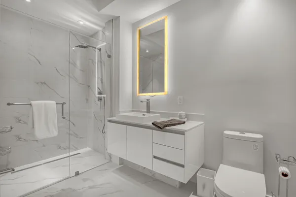 $3,200,000 | 3100 North Ocean Drive, Unit H1703, Riviera Beach, FL 33404