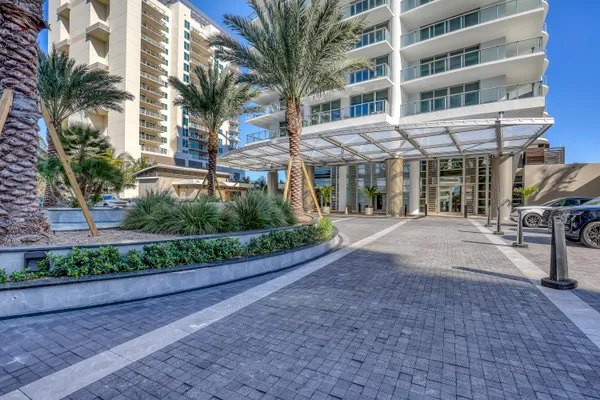 $3,200,000 | 3100 North Ocean Drive, Unit H1703, Riviera Beach, FL 33404