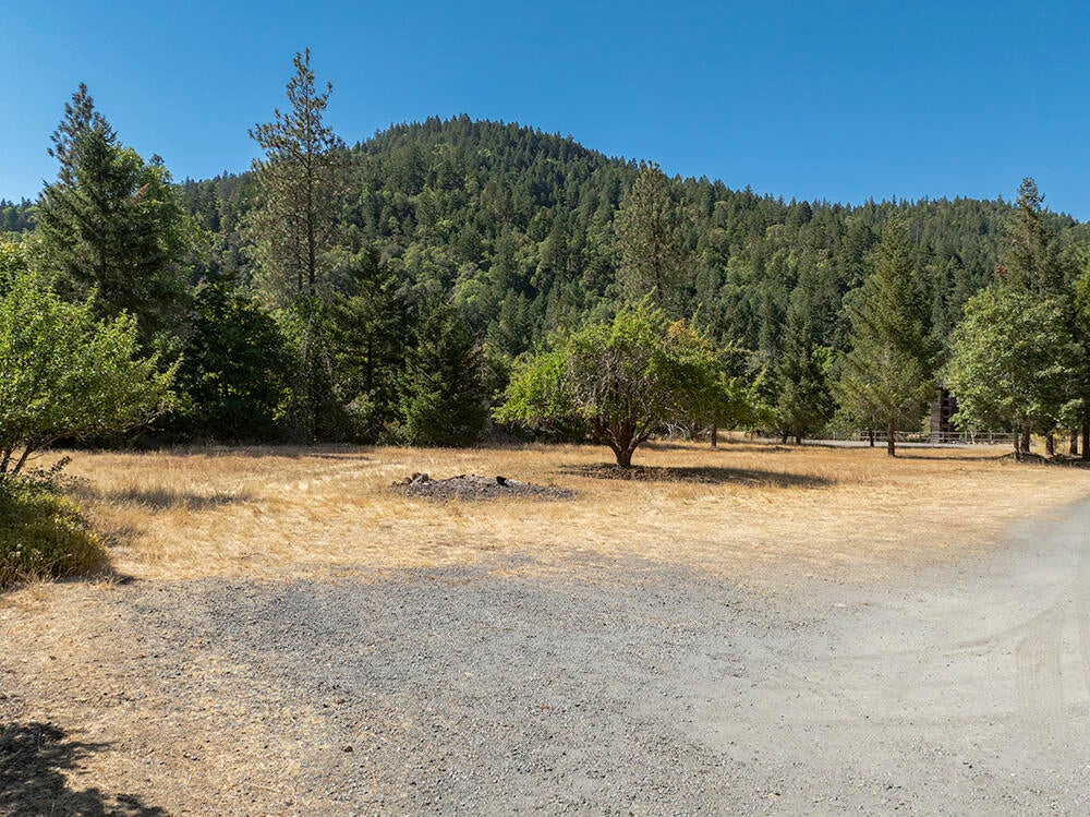 781 Cheney Creek Road Grants Pass, OR 97527 - Photo 41 of 52 41