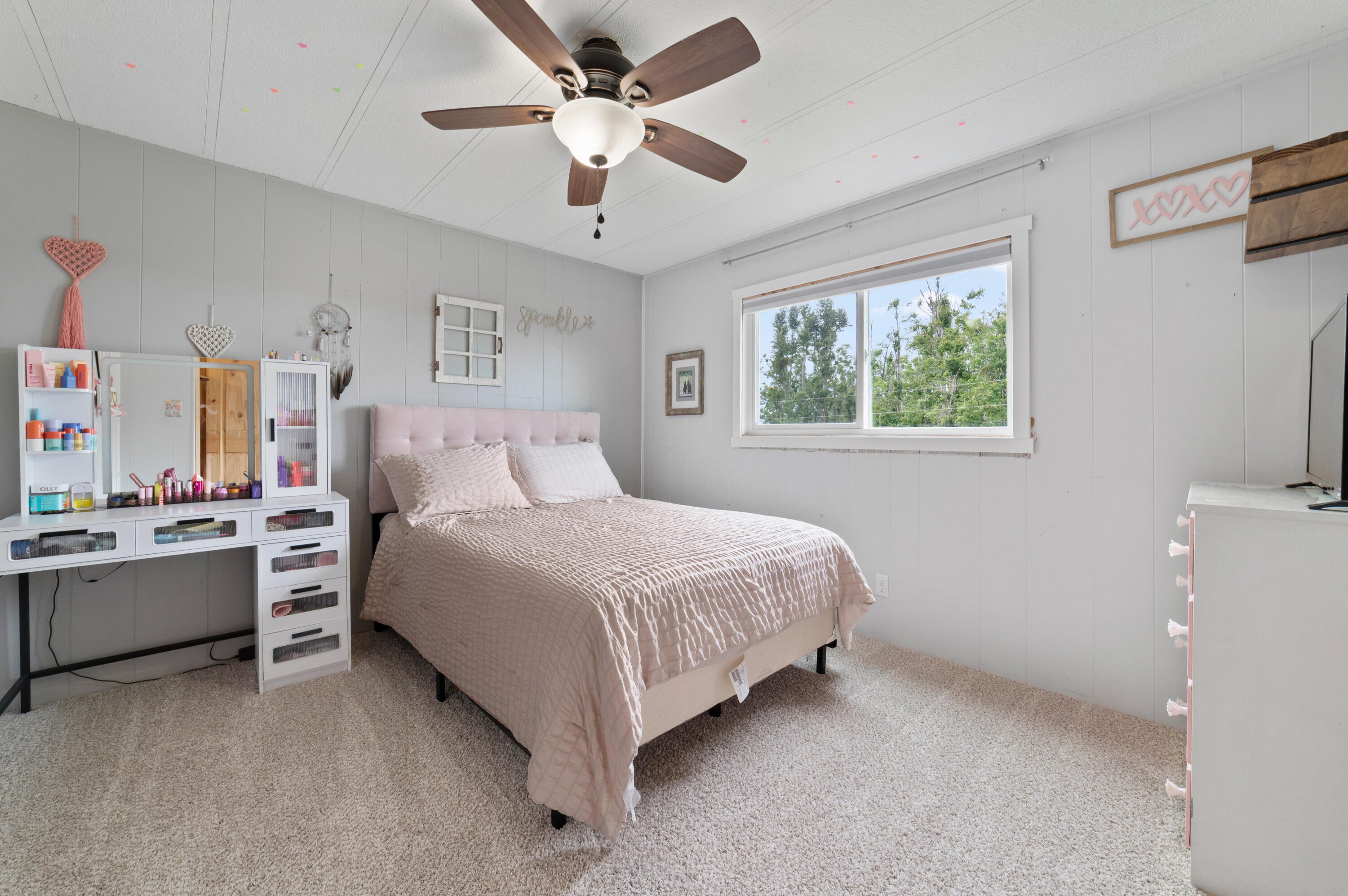 277 Chester Road Gaylord, MI 49735 - Photo 20 of 51 Gallery Image 20