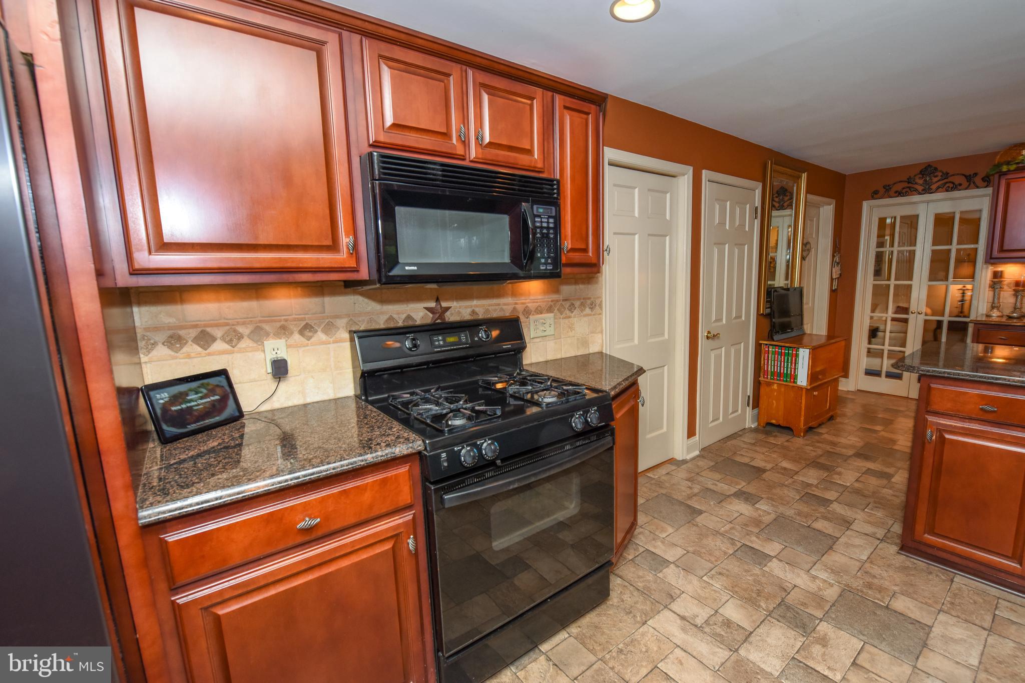 556 Alexander Road Huntingdon Valley, PA 19006 - Photo 38 of 79 Gallery Image 38