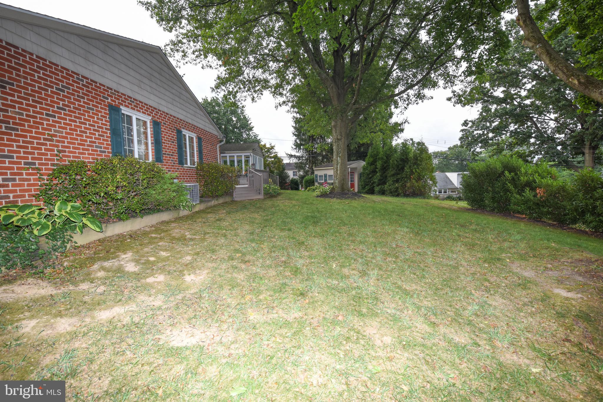 556 Alexander Road Huntingdon Valley, PA 19006 - Photo 5 of 79 Gallery Image 5